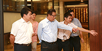 深圳企業(yè)聯(lián)合會(huì)、深圳企業(yè)家協(xié)會(huì)吳井田執(zhí)行會(huì)長(zhǎng)到寶鷹調(diào)研指導(dǎo)工作